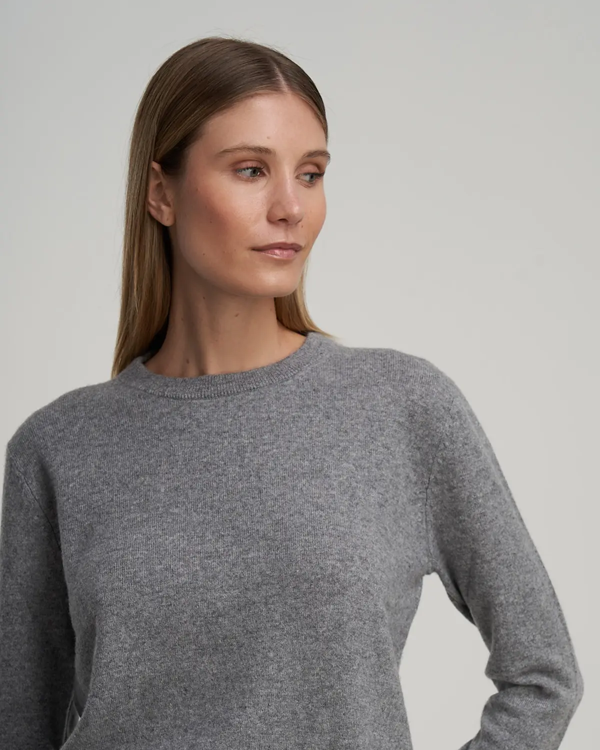 dmd.eu - VITTORIA - Grigio dettaglio azzurra Maglia girocollo grigio