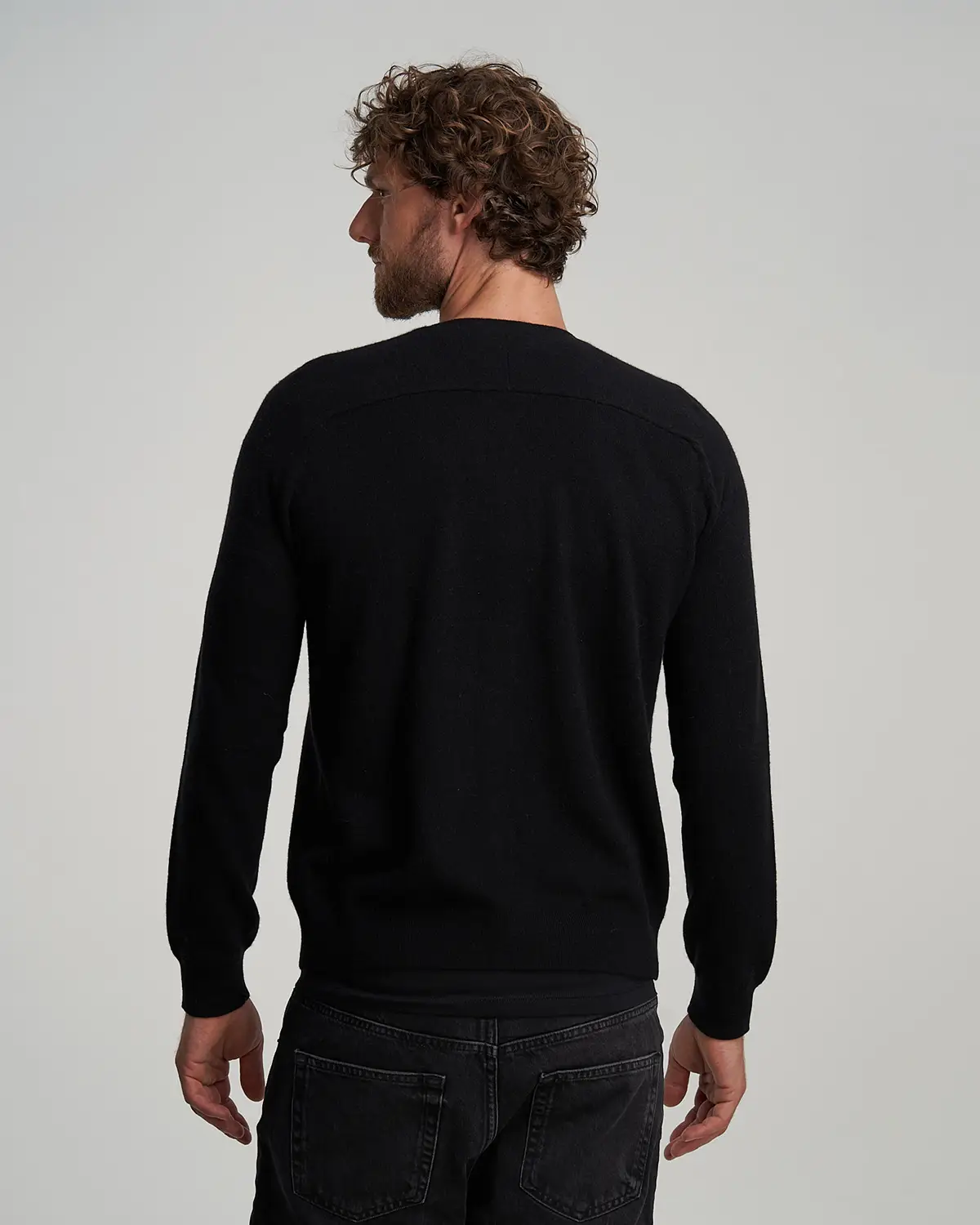 dmd.eu - DADO - Nero rear (3)