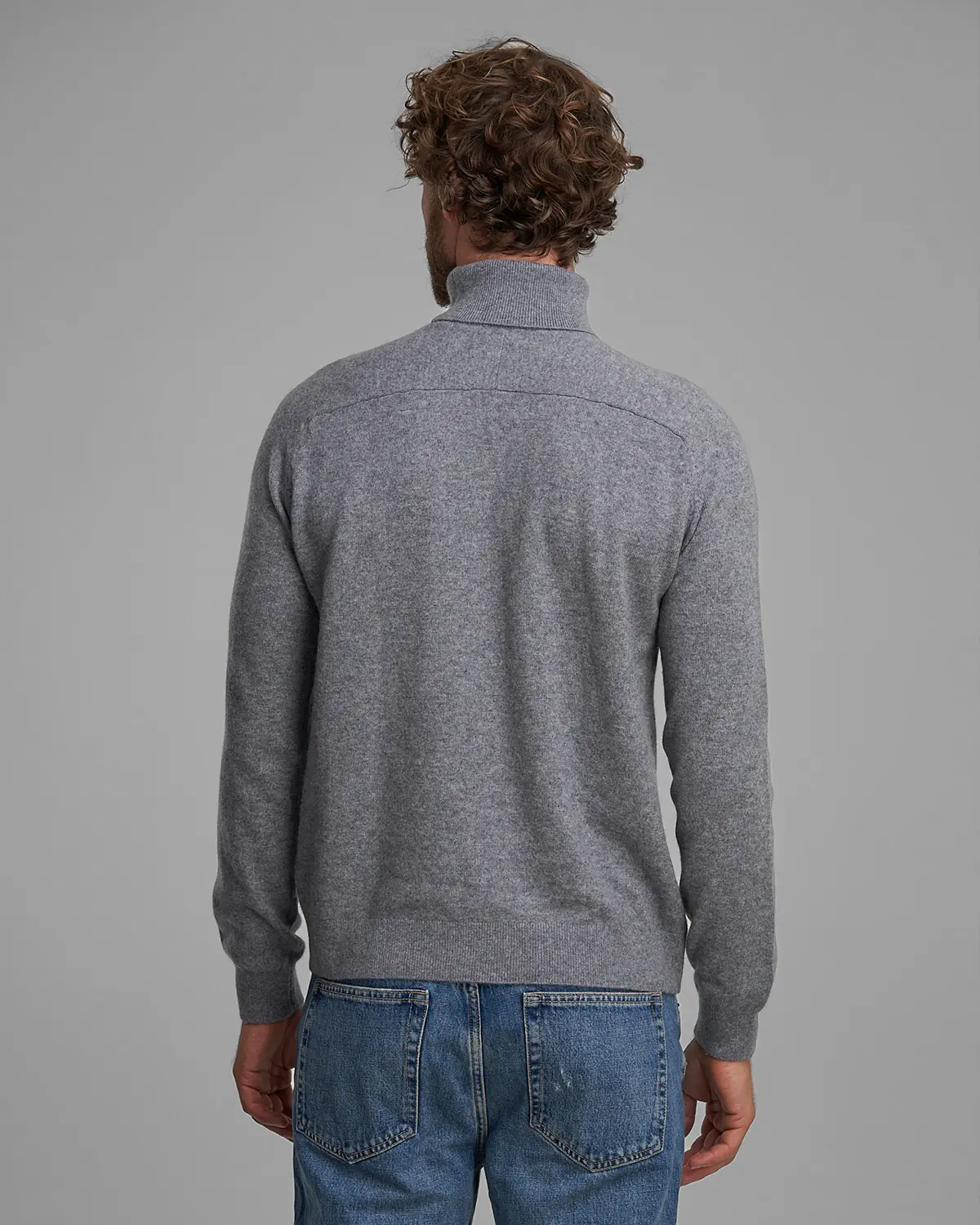 dmd.eu - DADO - Grigio rear dado grigio